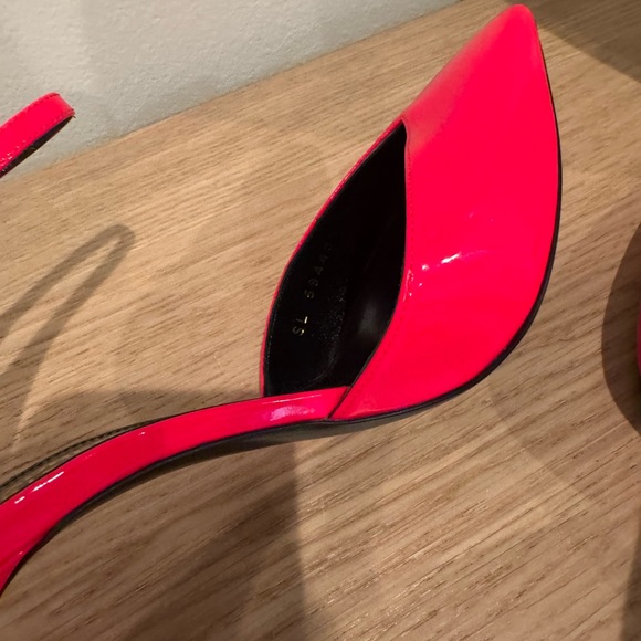 Saint Laurent Neon Pink Patent Pointed-Toe Ankle-Strap Pumps - Picture 7 of 15